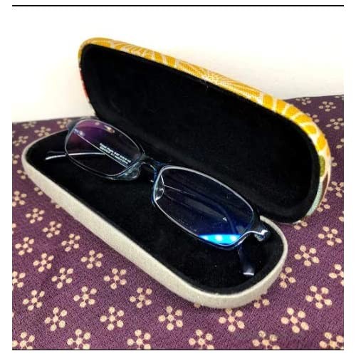 Glasses case (Retro flower) Made in Japan Japanese pattern Hard case Pen case